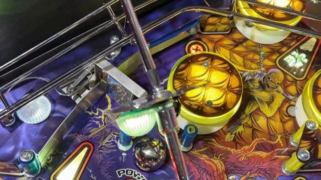 Stern Iron Maiden Oracle Mod by the Art of Pinball смотреть онлайн