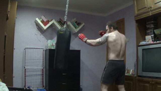 Работа по груше (двойка, двойка+лоу и локти) смотреть онлайн