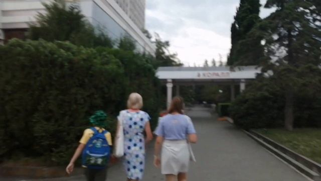 Vlog || Адлер 19.06.2022г. || Вечерняя прогулка || Купили по акции креветки? смотреть онлайн