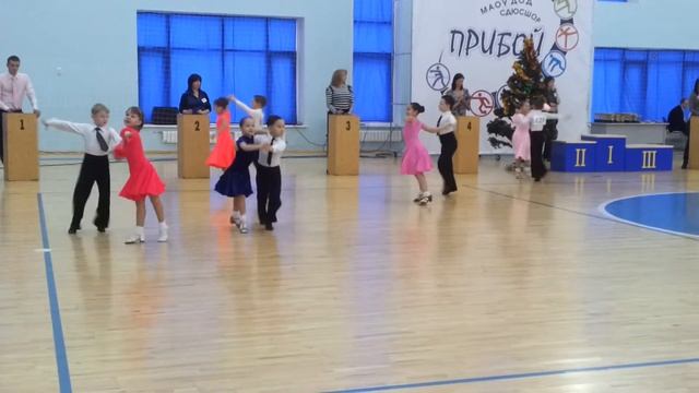 Гордей и Милана Тюмень Рождествение снежинки 8.12.12 смотреть онлайн