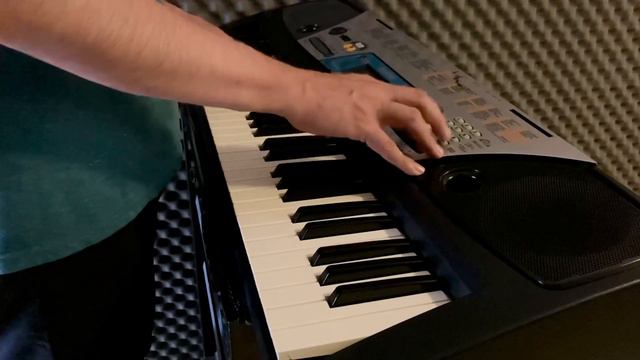 Yamaha PSR 170 смотреть онлайн