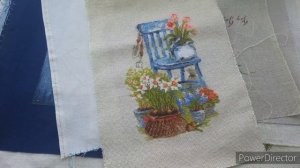 Рулон вышитых работ