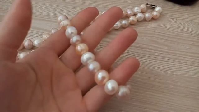 Жемчуг, бусы с браслетом смотреть онлайн