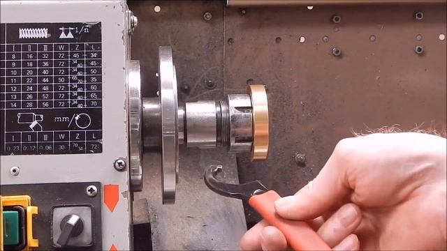Chinese flame licker engine make over - truing the wobbly flywheel смотреть онлайн
