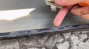 Как снять накладку порога w204 Mercedes C class 2012