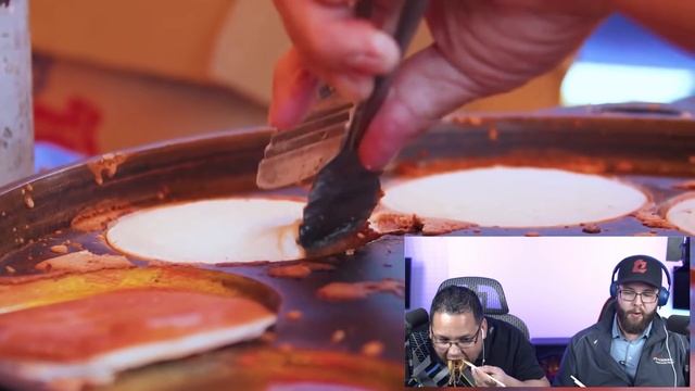 Americans react to Malaysia Street Food while eating Spicy Malaysian food смотреть онлайн