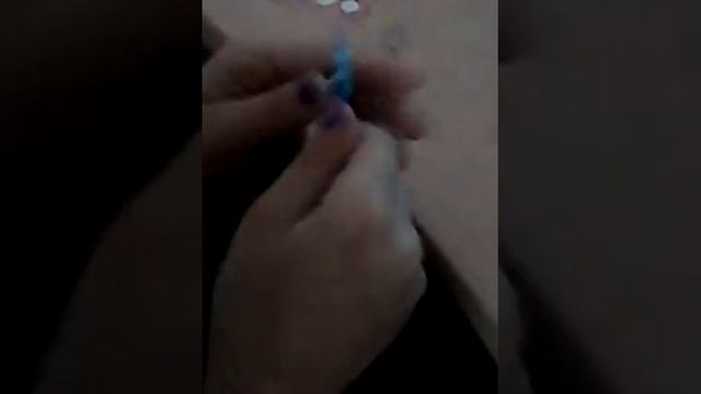 как плести бантик из ризинок смотреть онлайн