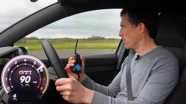 VW Golf GTI vs Clubsport vs GTD: ARRANCONES смотреть онлайн