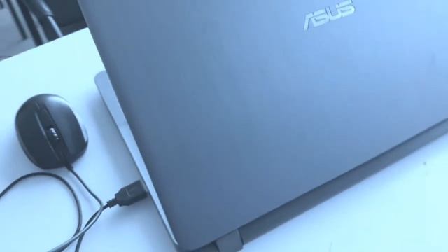 ASUS Laptop Model X507U смотреть онлайн