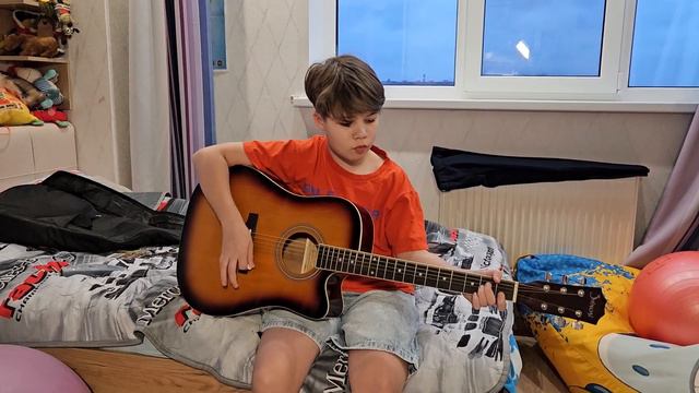 Семен учится сам играть на гитаре/король и шут/игра на гитаре смотреть онлайн