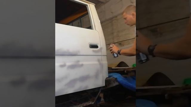 Toyota Dyna подготовка кабины к покраски. смотреть онлайн