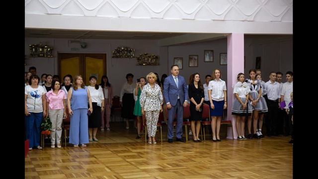 Праздник Первого звонка, посвященный Дню Знаний. МБОУ "Школа № 99" г.Ростова-на-Дону смотреть онлайн