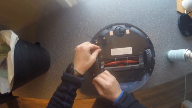 Roborock S6 MaxV: My Weekly Maintenance