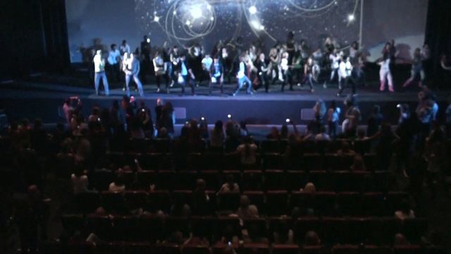 фанаты))) смотреть онлайн