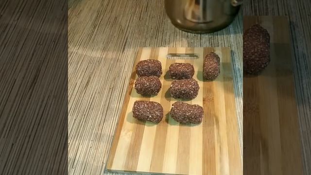 Пирожное "Картошка" без сахара из творога. Десерт без вреда для фигуры смотреть онлайн