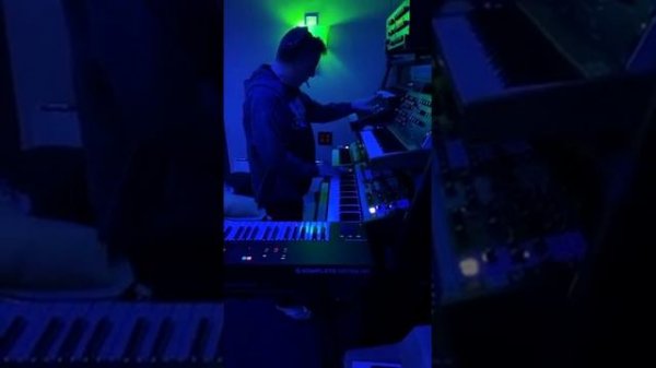 MIKE DEAN - SYNTH LIVE STREAM #4 (3.21.2020)
