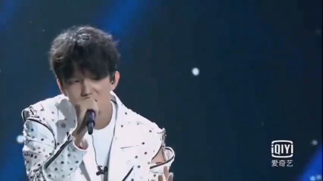 Dimash Kudaibergen say " I love you" to his "Dears" смотреть онлайн