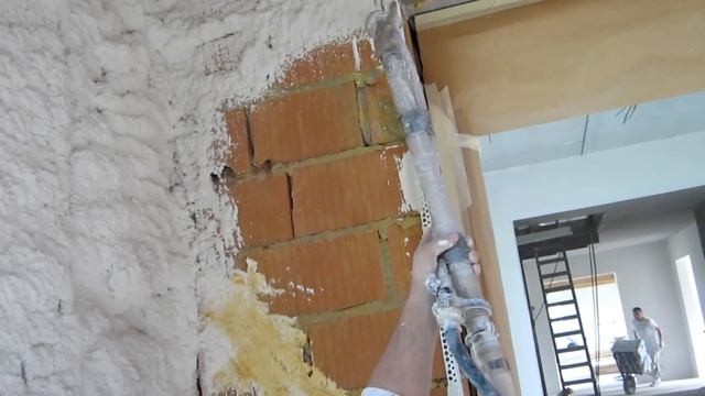 Stukadoor Met Een Gipsspuit