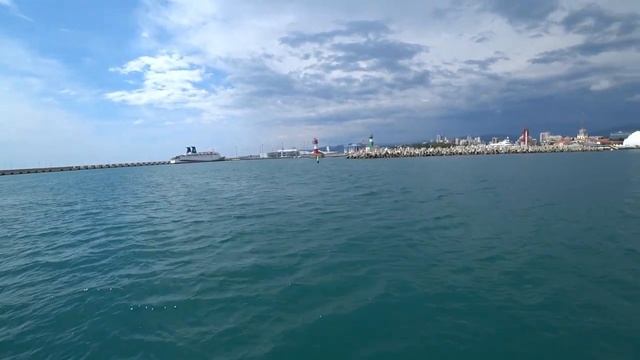 Морская рыбалка в Сочи, аренда катера лето 2018, МореМолл часть *3 смотреть онлайн