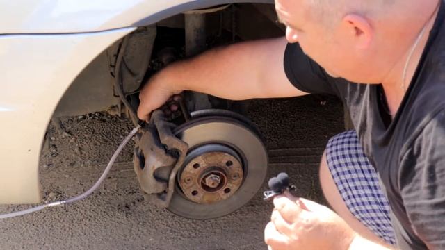 Замена тормозных колодок и дисков