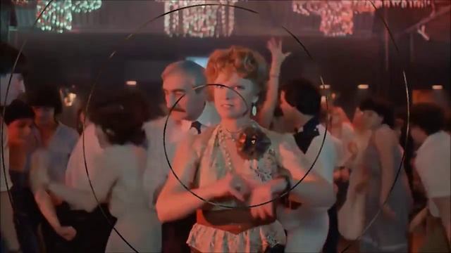 Танцуют все!.mp4 смотреть онлайн