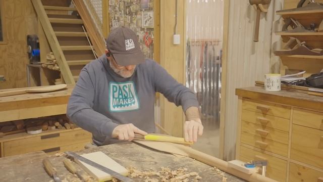 Lightweight Kayak Paddle From A Reclaimed Wooden Board