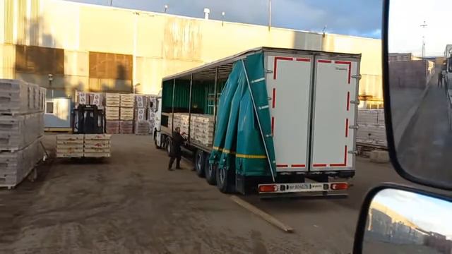 Н Новгороде загрузился кирпичом смотреть онлайн