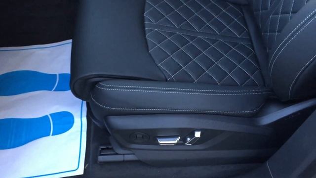 Nuevo Audi Q8 50 TDI Black line Edition смотреть онлайн