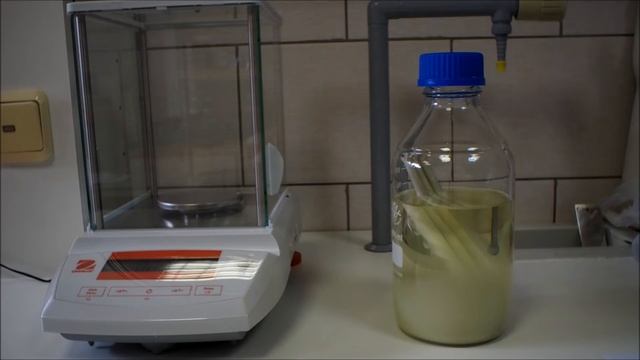 Погружная смывка для порошковой краски с подвесок, крюков, металлических стержней. Торнадо. смотреть онлайн