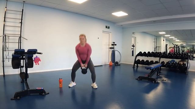 Быстро, просто, эффективно - тест с гирей "300 махов и чуть-чуть бёрпи". Ответ на "Вызов" смотреть онлайн