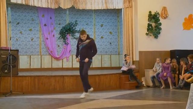 Минута славы 2012. Гимназия №2. Breaking dance. смотреть онлайн