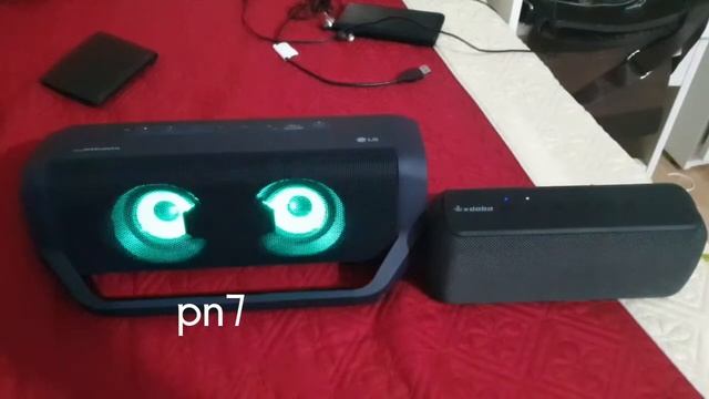 test bass Xdobo x8 vs LG PN7 смотреть онлайн