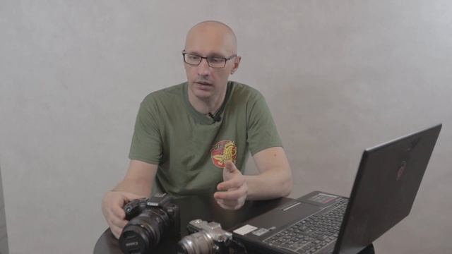 Canon EOS R50 vs R10 - что купить? смотреть онлайн