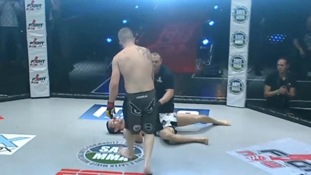 Cage Warriors: Paul Redmond смотреть онлайн