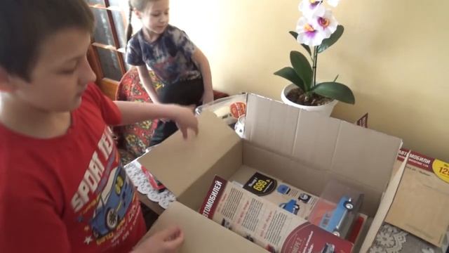 Подарок на День Рождения ! смотреть онлайн