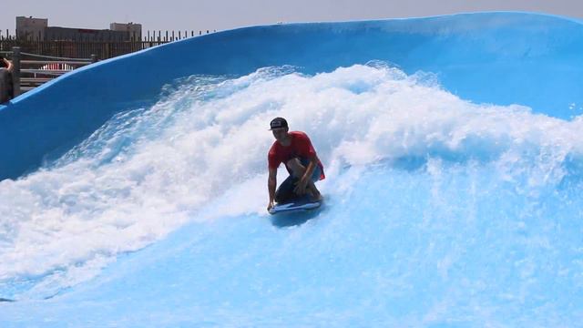 Flowrider Machine at Six Flags Hurricane Harbor (Aug 8th) Part 4 смотреть онлайн