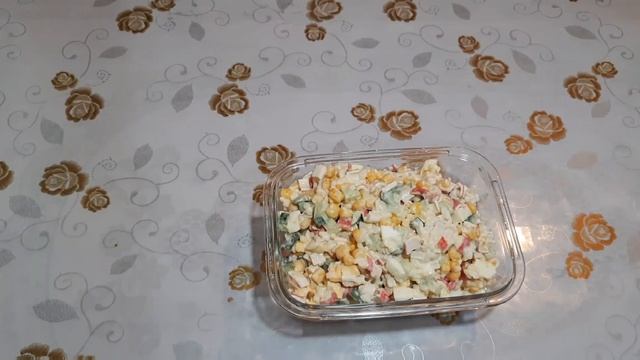 САЛАТ "КРАБОВЫЙ" САЛАТ С ГРИБАМИ И ПОМИДОРОМ. смотреть онлайн