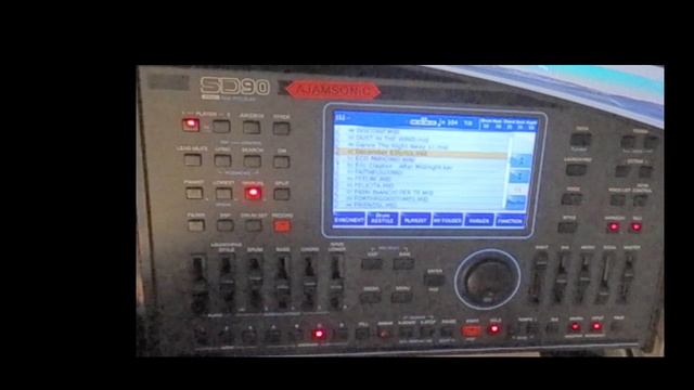 Ketron SD90. Inserting an mp3, wave or MIDI file into a Registration. #OBS смотреть онлайн