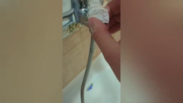 CILLIT BANG. Как отмыть легко ванную от ржавчины и налёта. смотреть онлайн