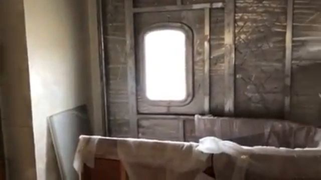 САЛОН - 51,40м недостроенная моторная яхта в стиле ретро смотреть онлайн