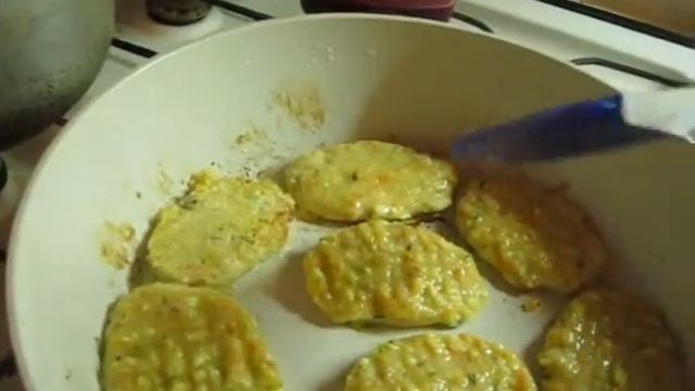 Керамическая сковорода-сотейник Bergner BG-6621 смотреть онлайн