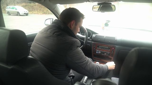 Volkswagen Passat B5+. Здесь слишком много Ауди. смотреть онлайн