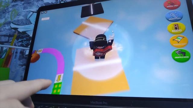 Играю в Roblox на MacBook Pro смотреть онлайн