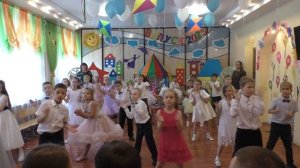 песня Наш любимый детский сад