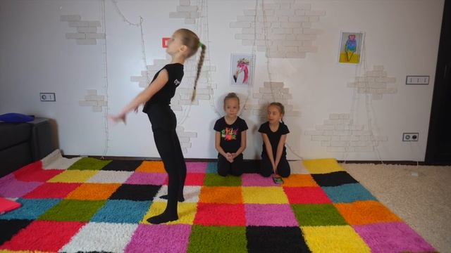 РУЛЕТКА ГИМНАСТИК ЧЕЛЛЕНДЖ / Гимнастическая ФОРТУНА / 3 Гимнастки смотреть онлайн