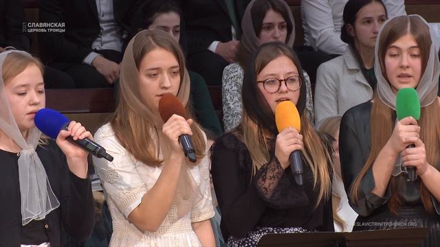 "Когда на сердце мне бивает грустно" - Группoвое пение смотреть онлайн
