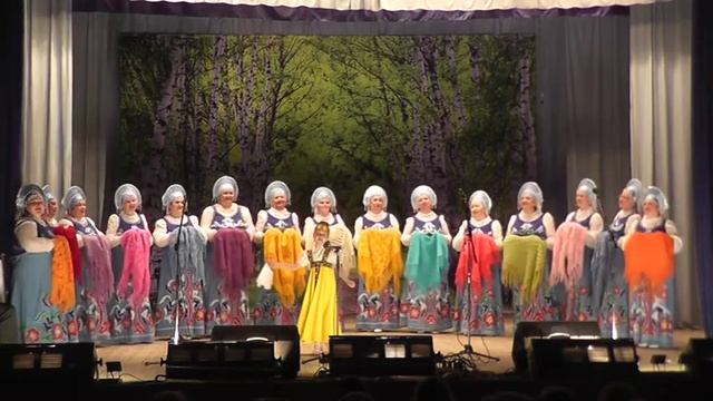 Махонька. Алёна Окатьева и народный хор "Родные просторы" смотреть онлайн