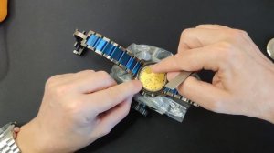 Замена батарейки в часах Swiss Made INVICTA Reserve 13932, калибр Ronda 8040.B battery replacement