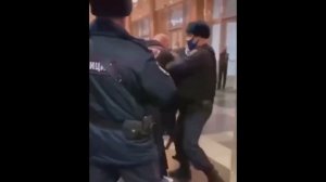 Яндиев исподтишка напал на Харитонова