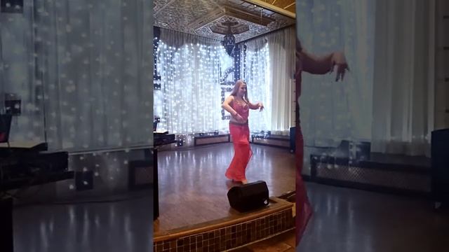 Восточные танцы на праздник. Эсфира смотреть онлайн